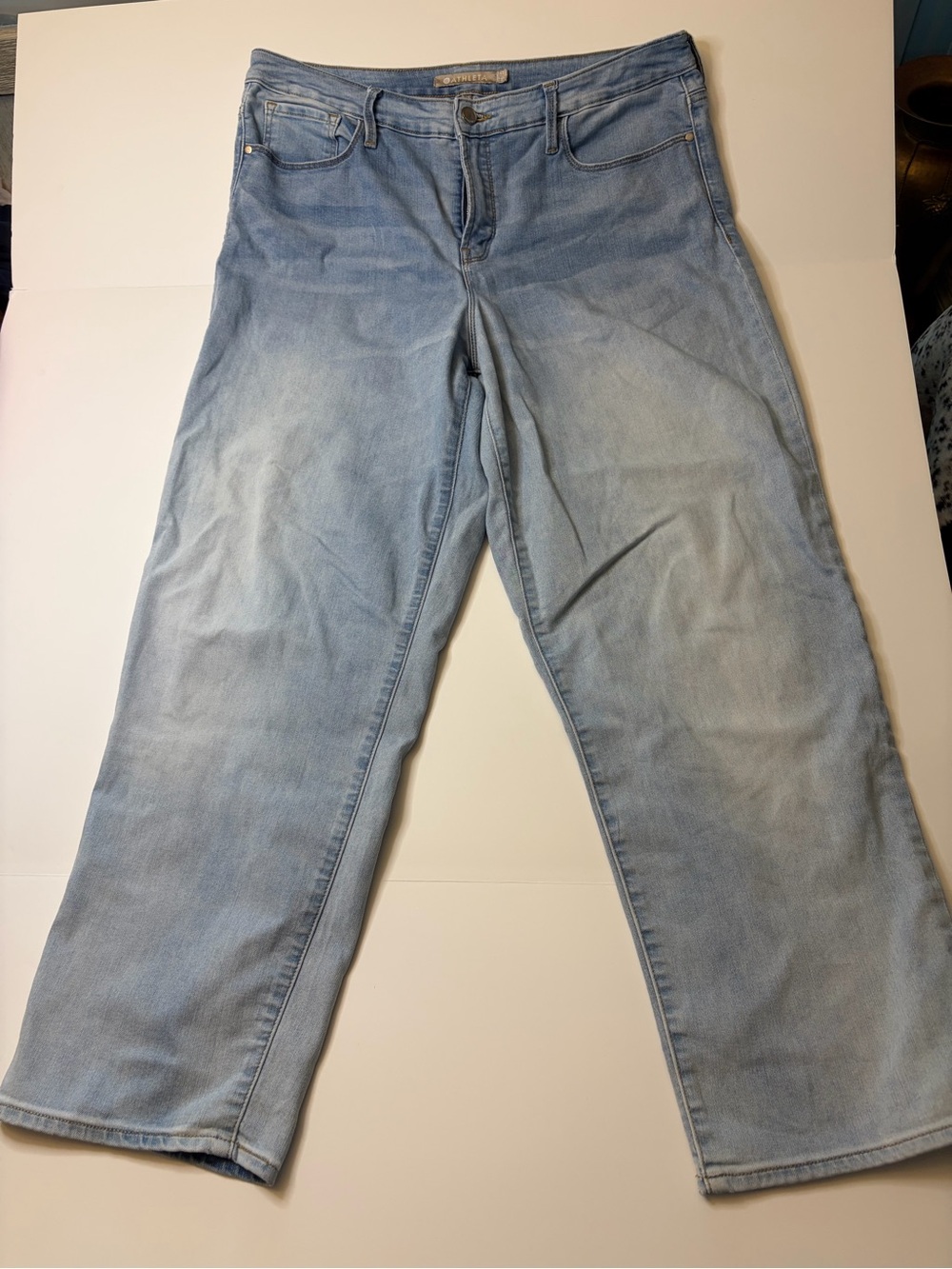 Athleta Sculptek Light Wash Straight Leg Jeans 14